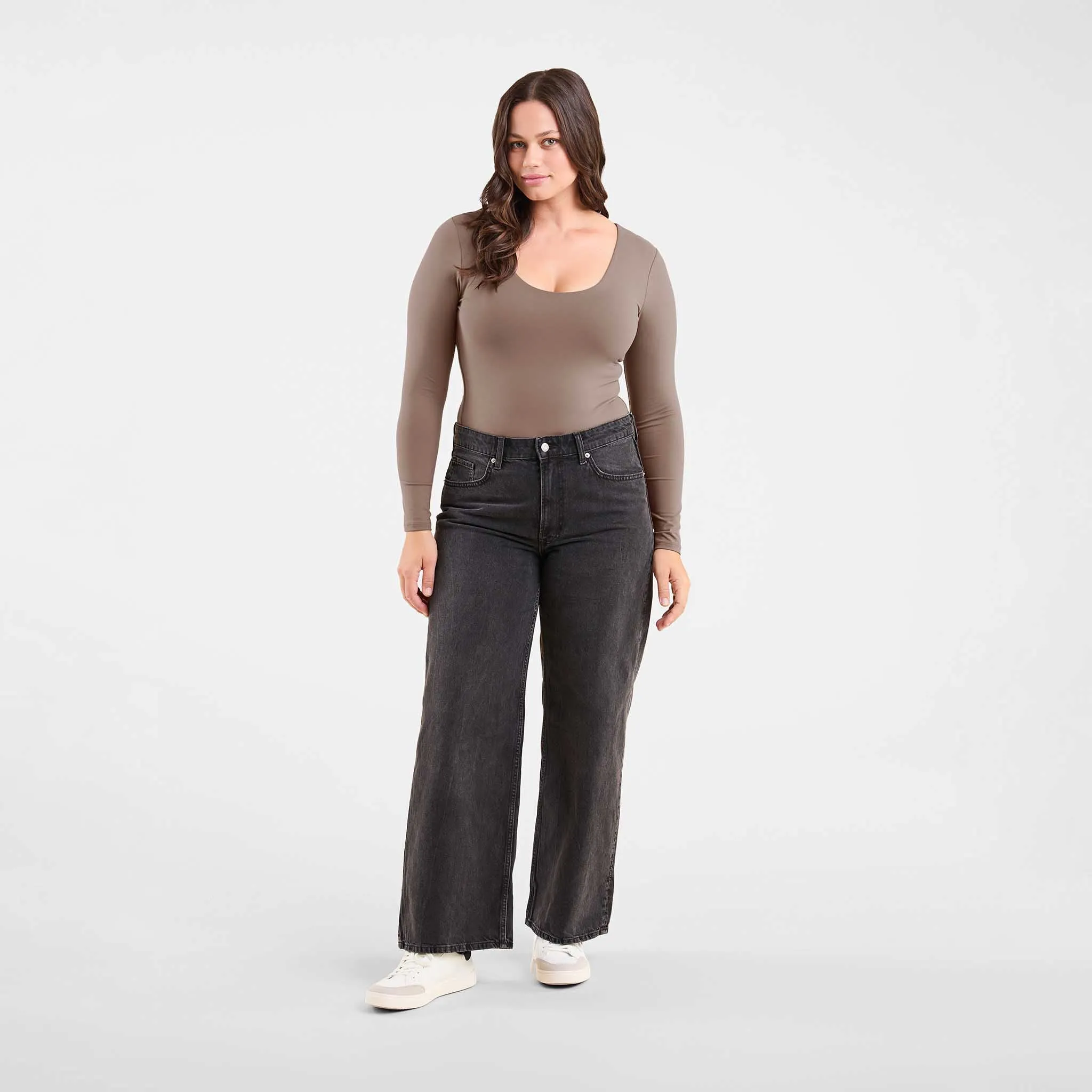 Long Sleeve Scoop Neck Bodysuit | Mocha